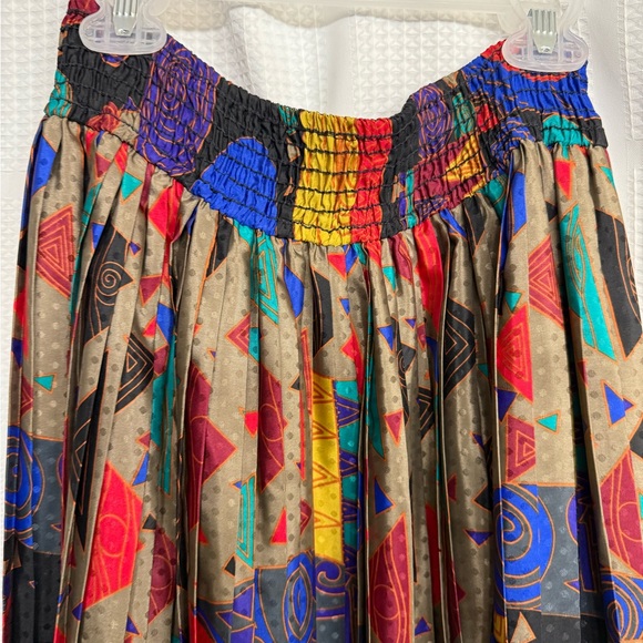 Vintage 80s Susan Freis MultiColor Geometric 2 Piece Blouse and Skirt Set - Picture 8 of 8